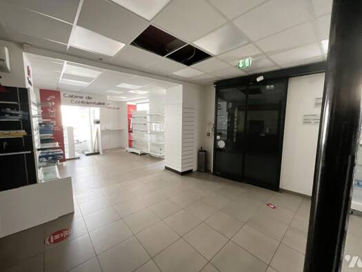 Local commercial à vendre 202 300 € Beaumont-de-Lomagne 82500