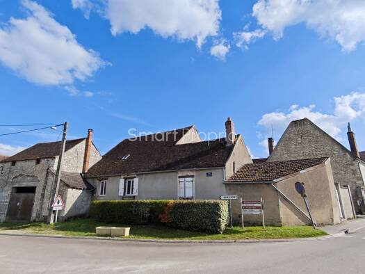 Maison à vendre 185 000 € 6 pièces 4 chambres 180 m² 337 m² de terrain Chichery 89400