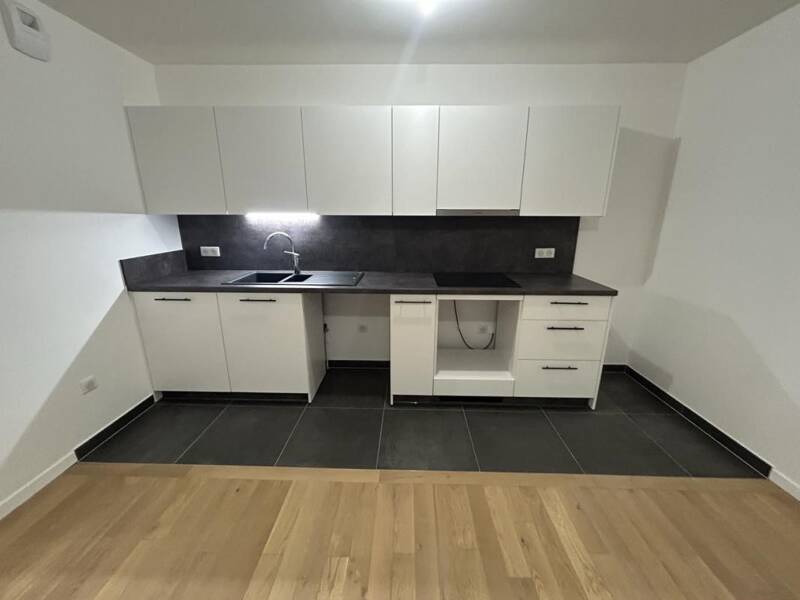 Maison à louer, 78m², COURBEVOIE
