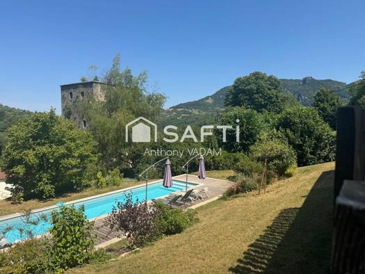 Maison à vendre 319 000 € 4 pièces 3 chambres 98 m² 1 900 m² de terrain Salins-les-Bains 39110
