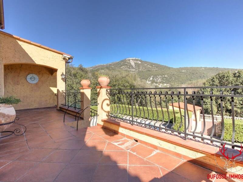 Maison à vendre, 207m², LA TURBIE