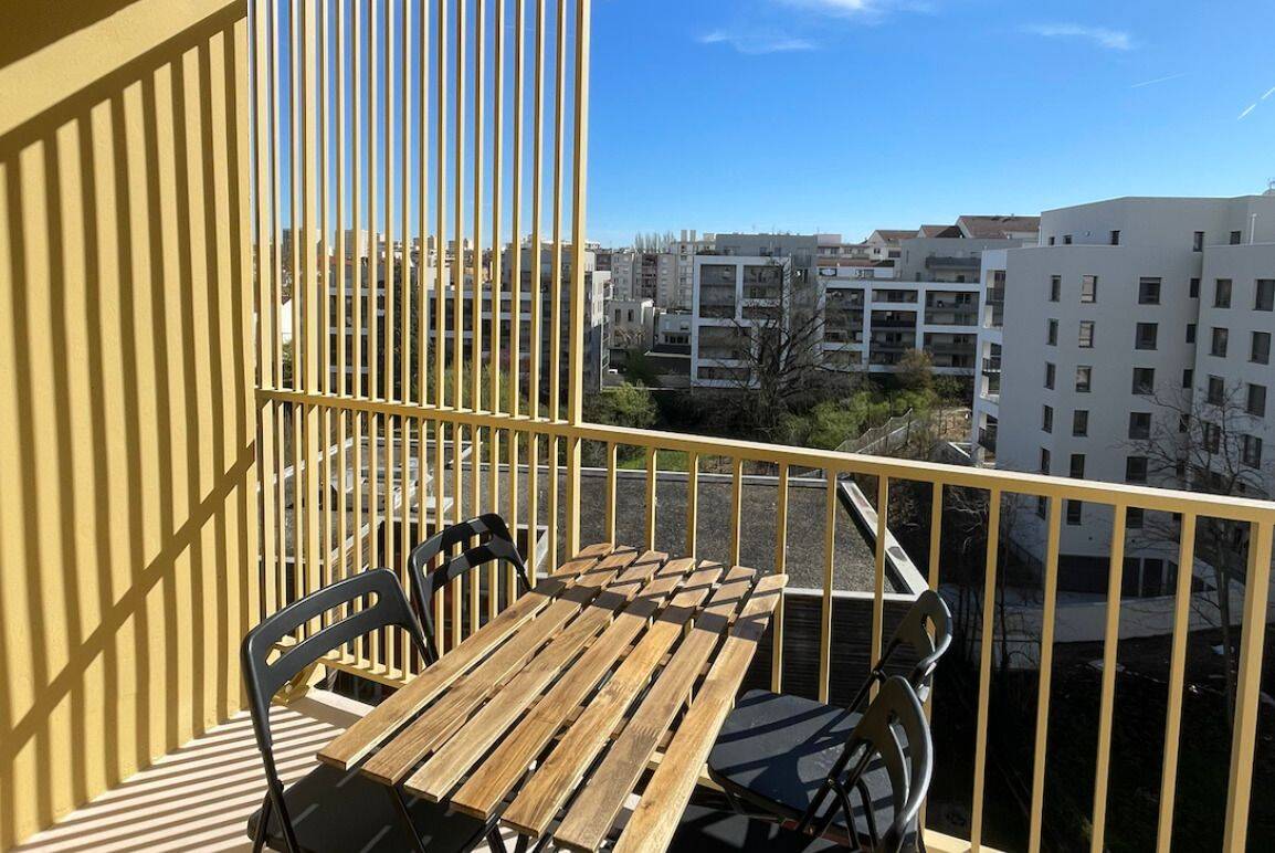 21 Rue Louis Braille Villeurbanne 69100 - T3 Meublé - 1390 €CC — 8