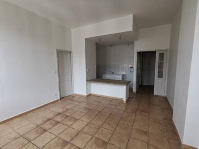 Appartement à louer 740 € 2 pièces 1 chambre 45 m² Étage 2/4 Croix Rousse-Centre Lyon 4ème 69004