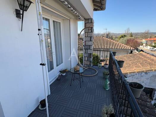 Appartement à louer 622 € 3 pièces 2 chambres 85 m² 1er étage Les Fontanilles Castelnaudary 11400