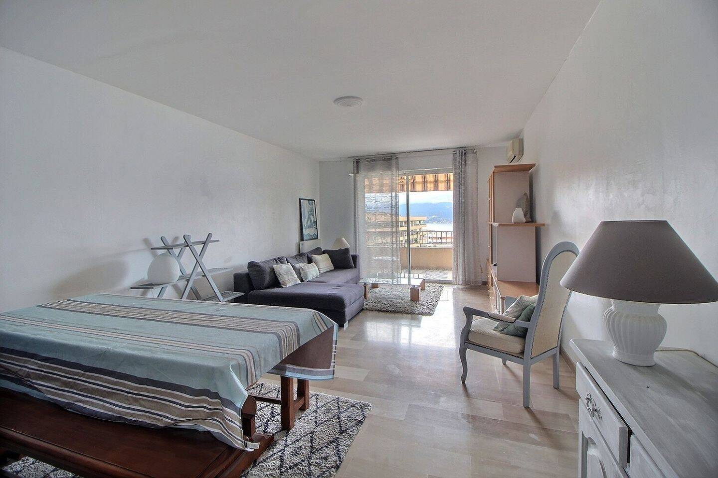 Maison à louer, 77m², AJACCIO