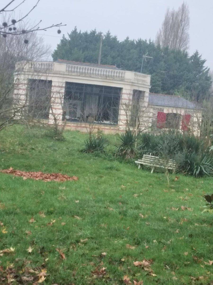 Maisonnette dans un parc privé d'1ha — 1