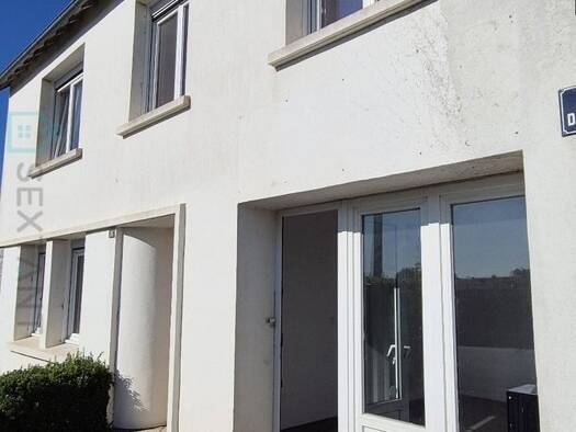 Maison à vendre 229 000 € 7 pièces 5 chambres 122 m² 366 m² de terrain Briec 29510