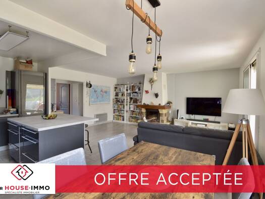 Maison de plain-pied à vendre 269 000 € 5 pièces 3 chambres 110 m² 410 m² de terrain Ouest Sud Magnanville 78200