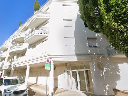 Appartement à vendre 160 000 € 1 pièce 31 m² RDC L'Orangerie-Centre Ville Eaubonne 95600