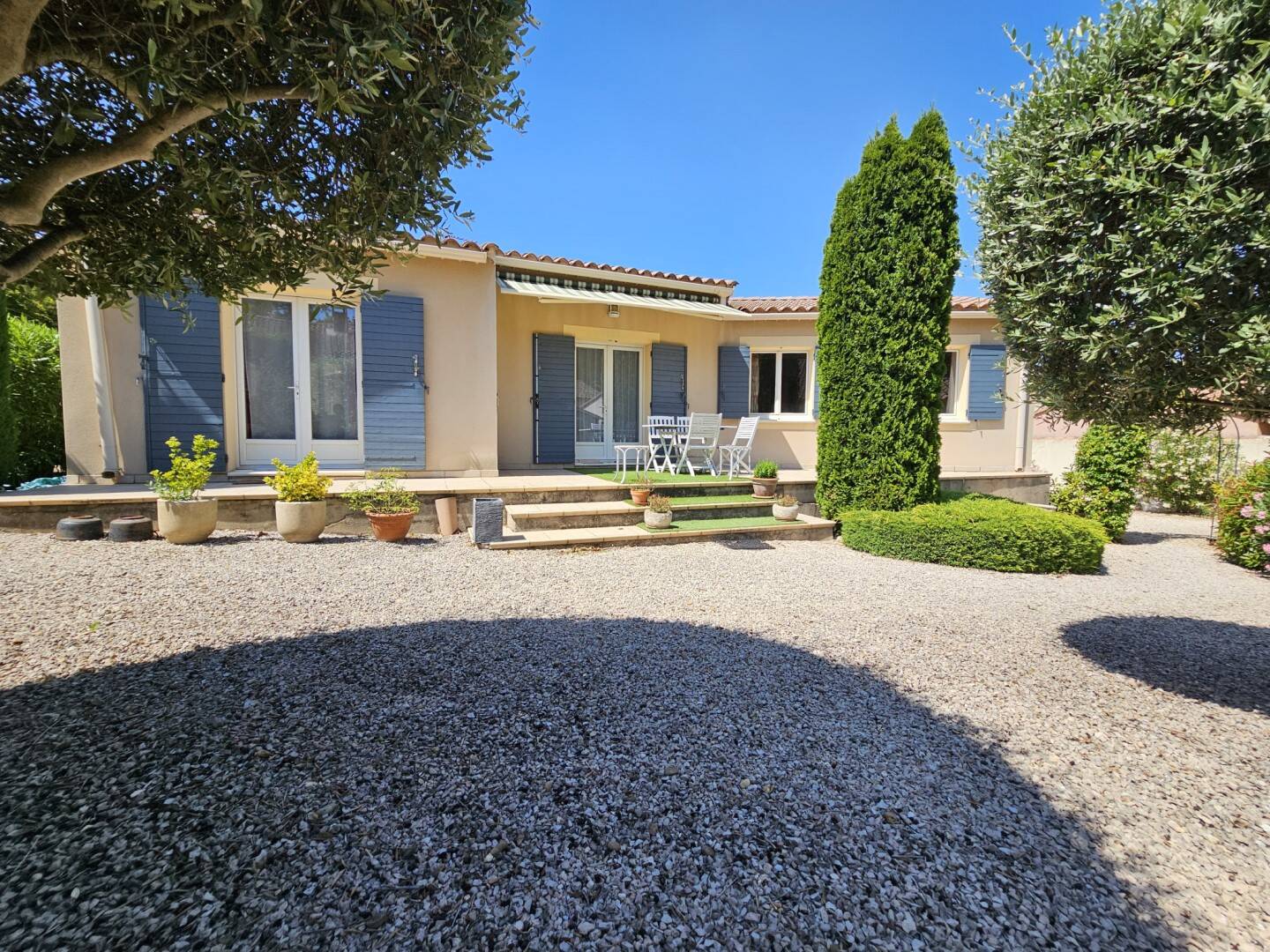 Maison à vendre, 178m², CHATEAUNEUF DE GADAGNE