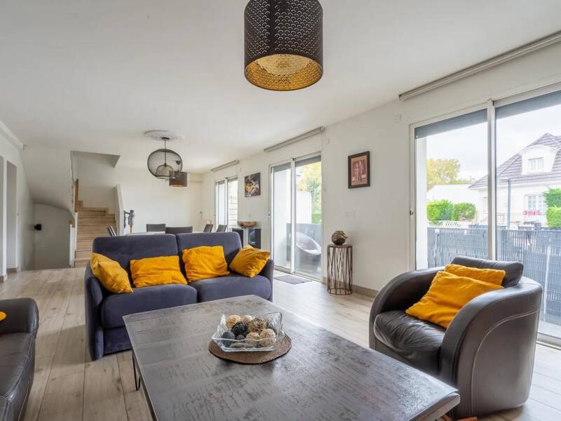 Maison à vendre, 196m², ROMAINVILLE