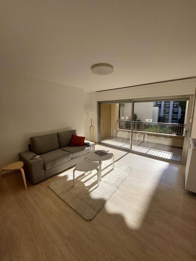 Maison à louer, 44m², CANNES