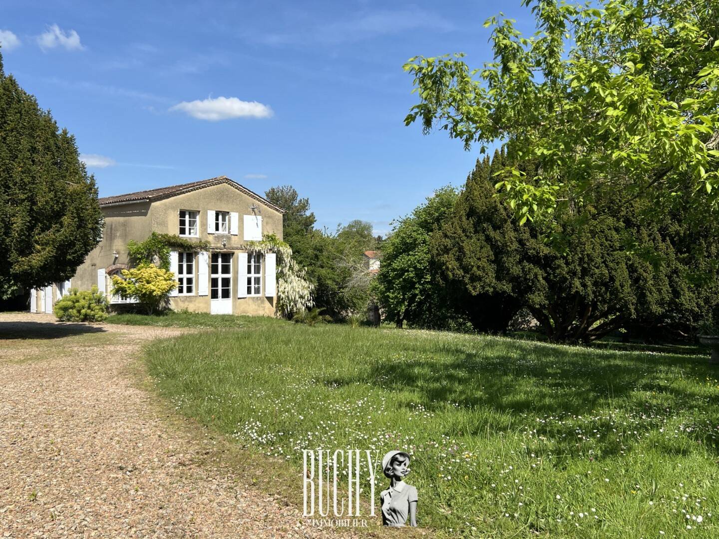 Maison à vendre, 488m², TALMONT SAINT HILAIRE