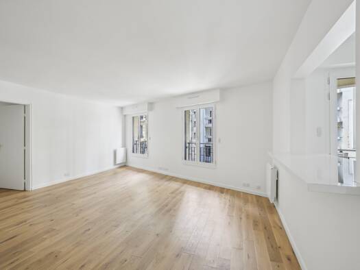 Appartement à vendre 850 000 € 4 pièces 3 chambres 90 m² Étage 1/6 Clignancourt-Jules Joffrin Paris 18ème arrondissement 75018