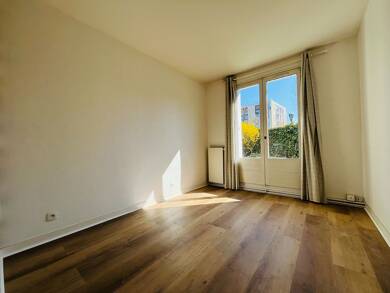 Appartement à louer 995 € 3 pièces 2 chambres 66 m² 5 étages Fontenay le Fleury 78330