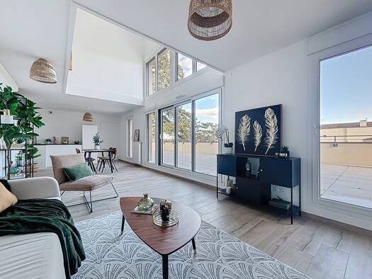 Duplex à vendre 450 000 € 5 pièces 4 chambres 123,6 m² Étage 3/4 Bourg-en-Bresse 01000