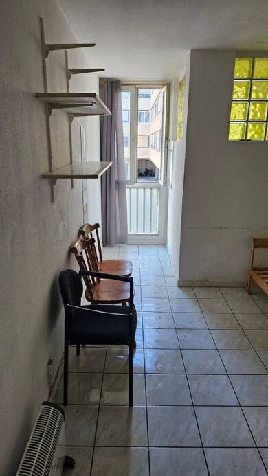 Appartement à vendre 63 000 € 1 pièce 20 m² Étage 1/5 Tanneurs Aix-en-Provence 13090