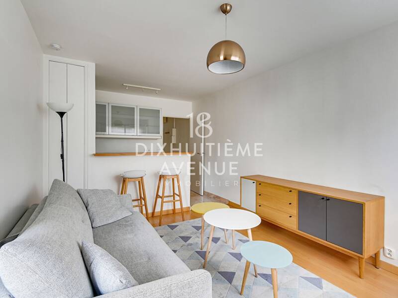 Maison à louer, 24m², PARIS 18E