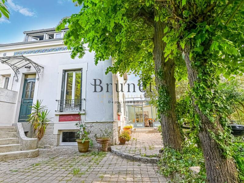 Maison à vendre, 136m², SAINT MAUR DES FOSSES