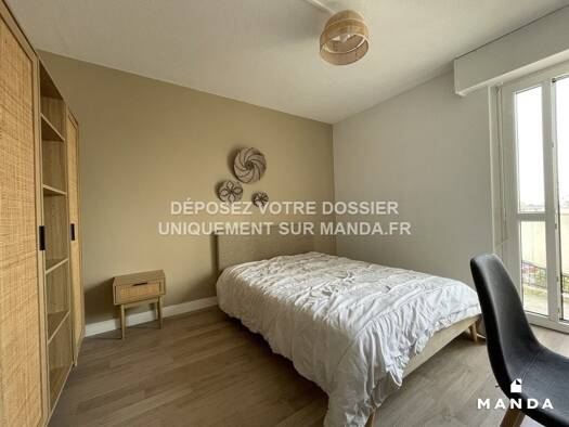Studio à louer 550 € 4 pièces 1 chambre 3ème étage Brivazac Pessac 33600