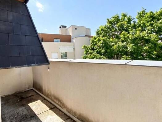 Appartement à louer 1 960 € 5 pièces 4 chambres 98 m² Centre Ville Cachan 94230