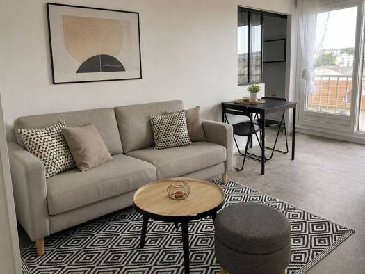 Appartement à vendre 205 000 € 2 pièces 1 chambre 52 m² Étage 5/6 Franc Moisin-Bel Air Saint-Denis 93200