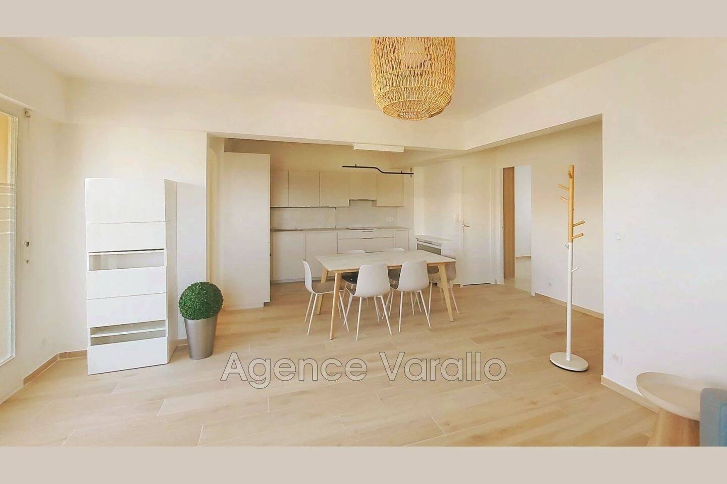 Maison à louer, 68m², ANTIBES