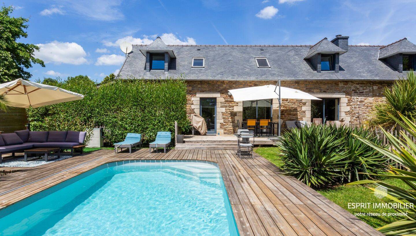 Maison à vendre, 216m², RIEC SUR BELON