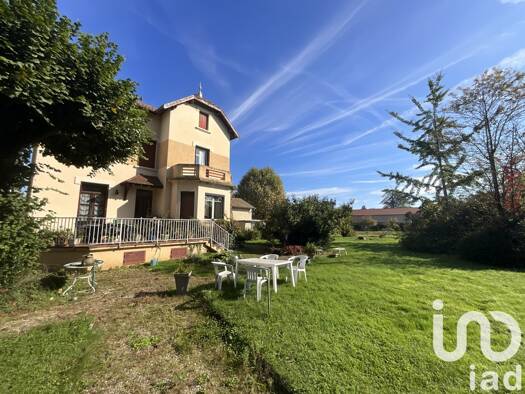 Maison à vendre 470 000 € 5 pièces 4 chambres 164,6 m² 2 600 m² de terrain Les Abrets en Dauphiné 38490