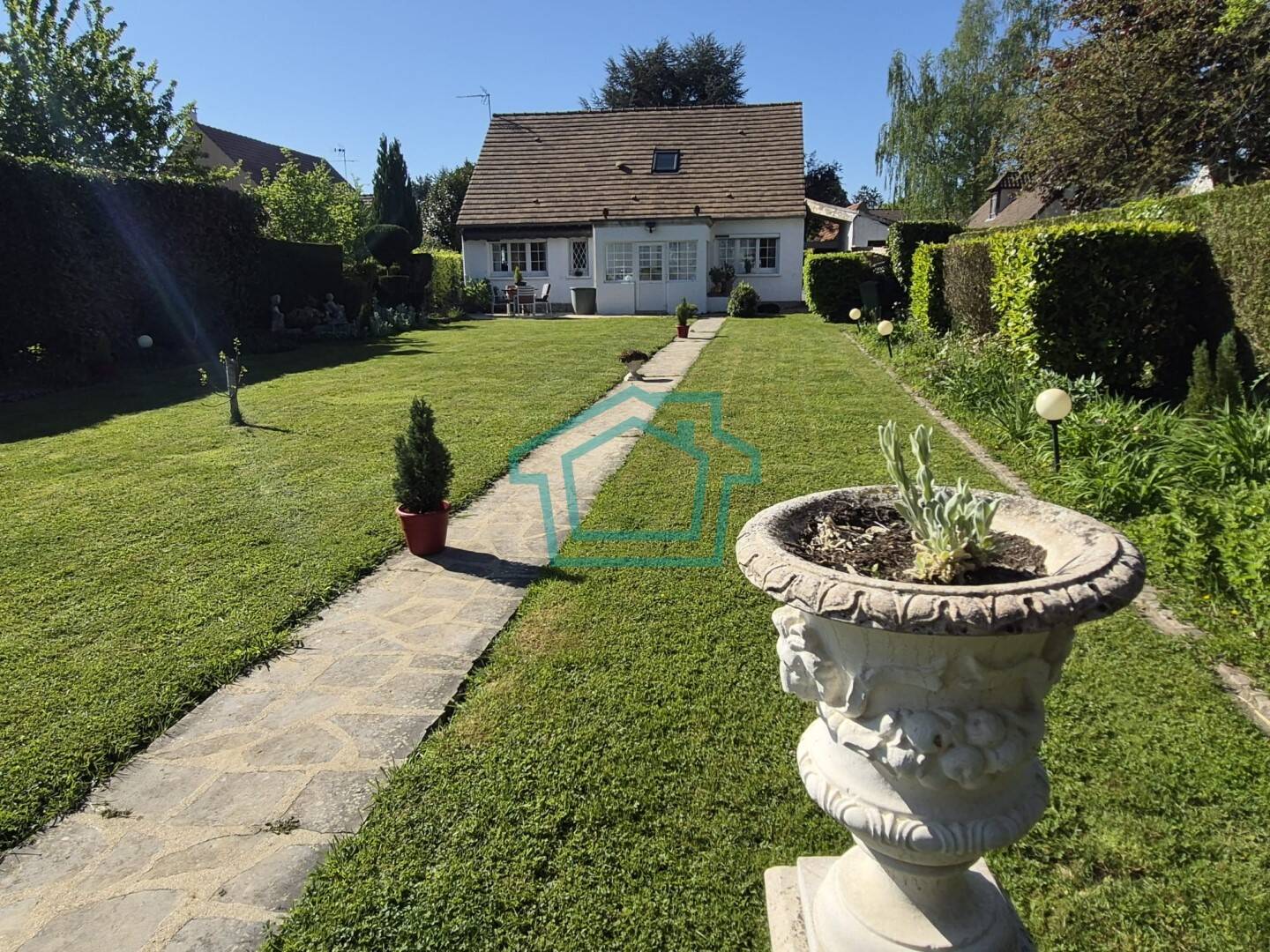 Maison à vendre, 140m², MONTFORT L'AMAURY