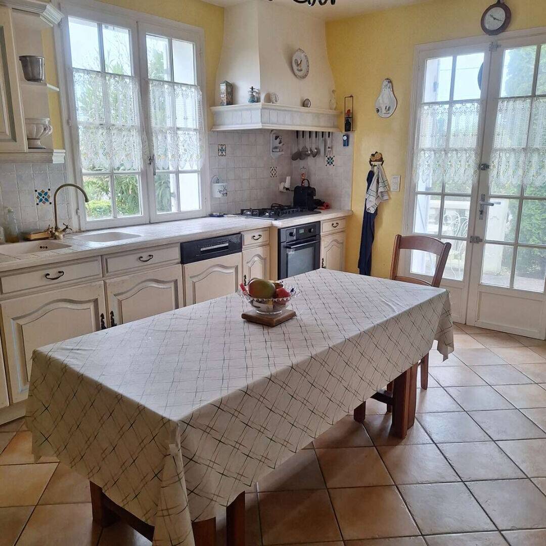 Maison à vendre, 220m², SAINT MEDARD DE MUSSIDAN