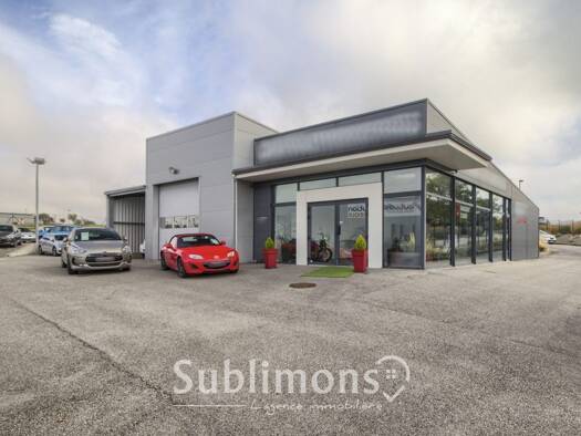 Boutique à vendre Fonds de commerce 240 000 € 236 m² de surface de vente Urbain et Villages Nord Ploërmel 56800