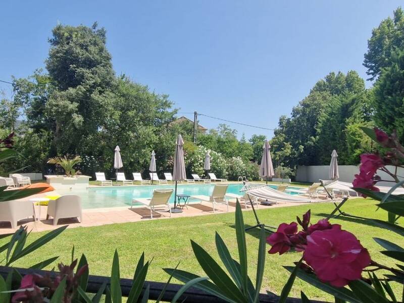 Maison à vendre, 408m², SAUMANE DE VAUCLUSE