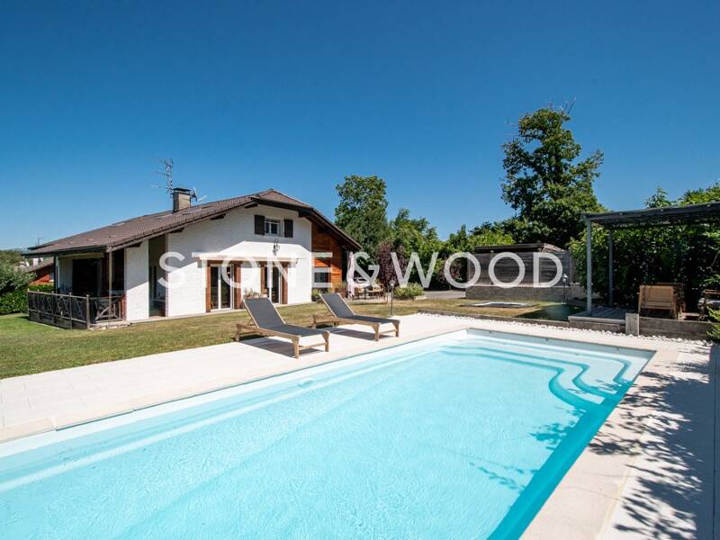 Maison à vendre, 249m², PERS JUSSY