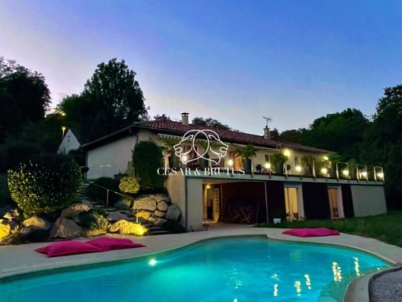 Maison à vendre, 300m², NEYRON