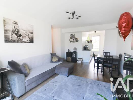 Appartement à vendre 180 000 € 3 pièces 2 chambres 64 m² Étage 2/2 Le Stade-Les Garennes-Grand Ouest Les Mureaux 78130
