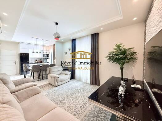 Maison à vendre 472 500 € 10 pièces 7 chambres 185 m² 455 m² de terrain Valence 26000