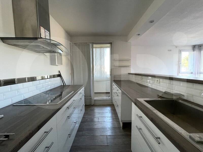 Maison à louer, 82m², MARSEILLE 8E