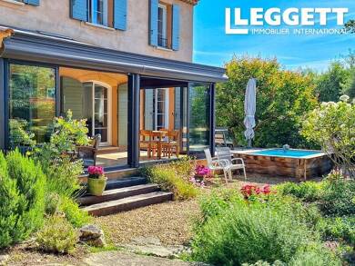 Maison à vendre 410 000 € 6 pièces 3 chambres 124 m² 478 m² de terrain Gargas 84400