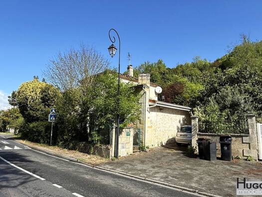 Maison à vendre 130 000 € 4 pièces 3 chambres 136 m² 490 m² de terrain Cambes 33880