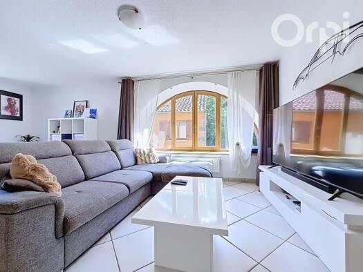Maison de ville à vendre 172 000 € 3 pièces 2 chambres 67 m² 71 m² de terrain Enval 63530