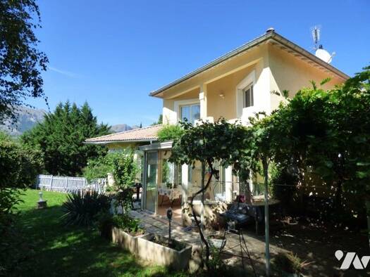 Maison à vendre 610 000 € 5 pièces 4 chambres 2 500 m² de terrain Gap 05000