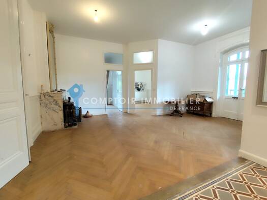 Appartement à vendre 220 000 € 3 pièces 2 chambres 74,2 m² Étage 1/3 Chazey-Bons 01300
