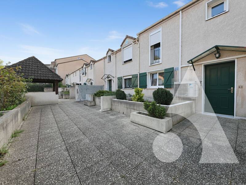 Maison à vendre, 74m², COURCOURONNES