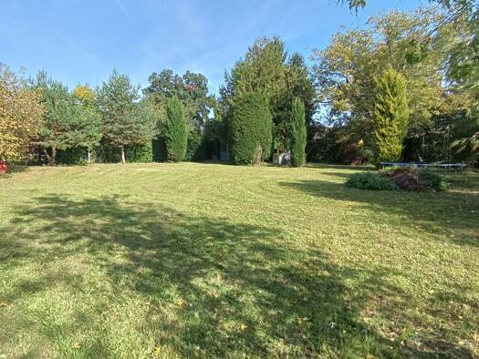 Terrain constructible viabilisé à vendre 137 000 € 2 560 m² de terrain La Pointerie-La Bourie Châteauroux 36000