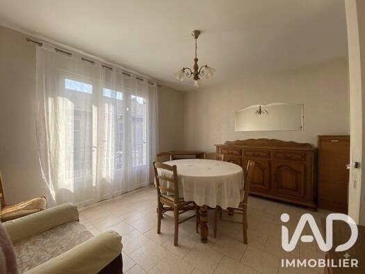 Maison de plain-pied à vendre 127 000 € 3 pièces 2 chambres 56 m² 236 m² de terrain Loches 37600