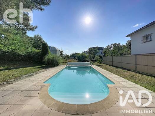 Maison à vendre 570 000 € 6 pièces 4 chambres 190,29 m² 917 m² de terrain Centre Lingolsheim 67380