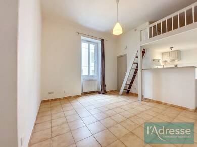 Appartement à louer 605 € 2 pièces 1 chambre 31 m² Étage 1/5 Ajaccio 20000