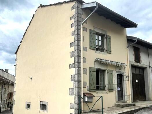 Maison à vendre 90 000 € 4 pièces 2 chambres 67 m² Arinthod 39240