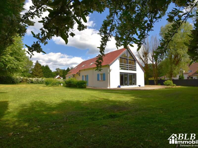 Maison à vendre, 287m², LES ESSARTS LE ROI